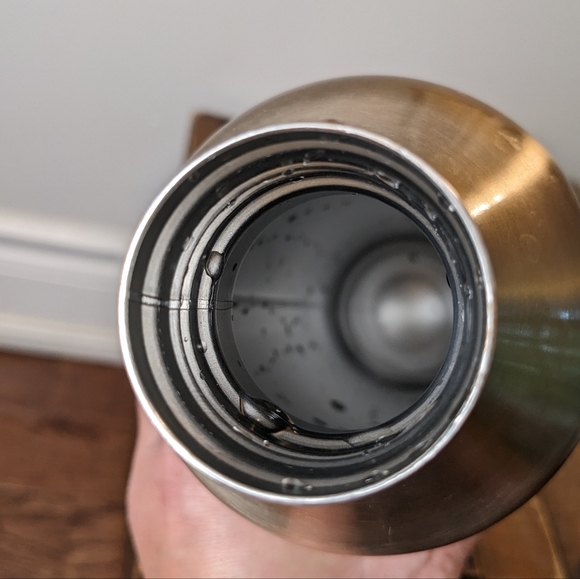 Corkcicle Classic Canteen Water Bottle, Screw Cap Insulated Stainless Steel - Picture 3 of 7